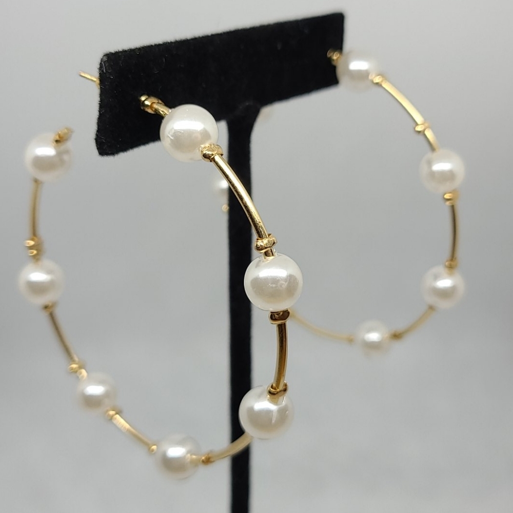 Gold Hoop Earrings with Pearls